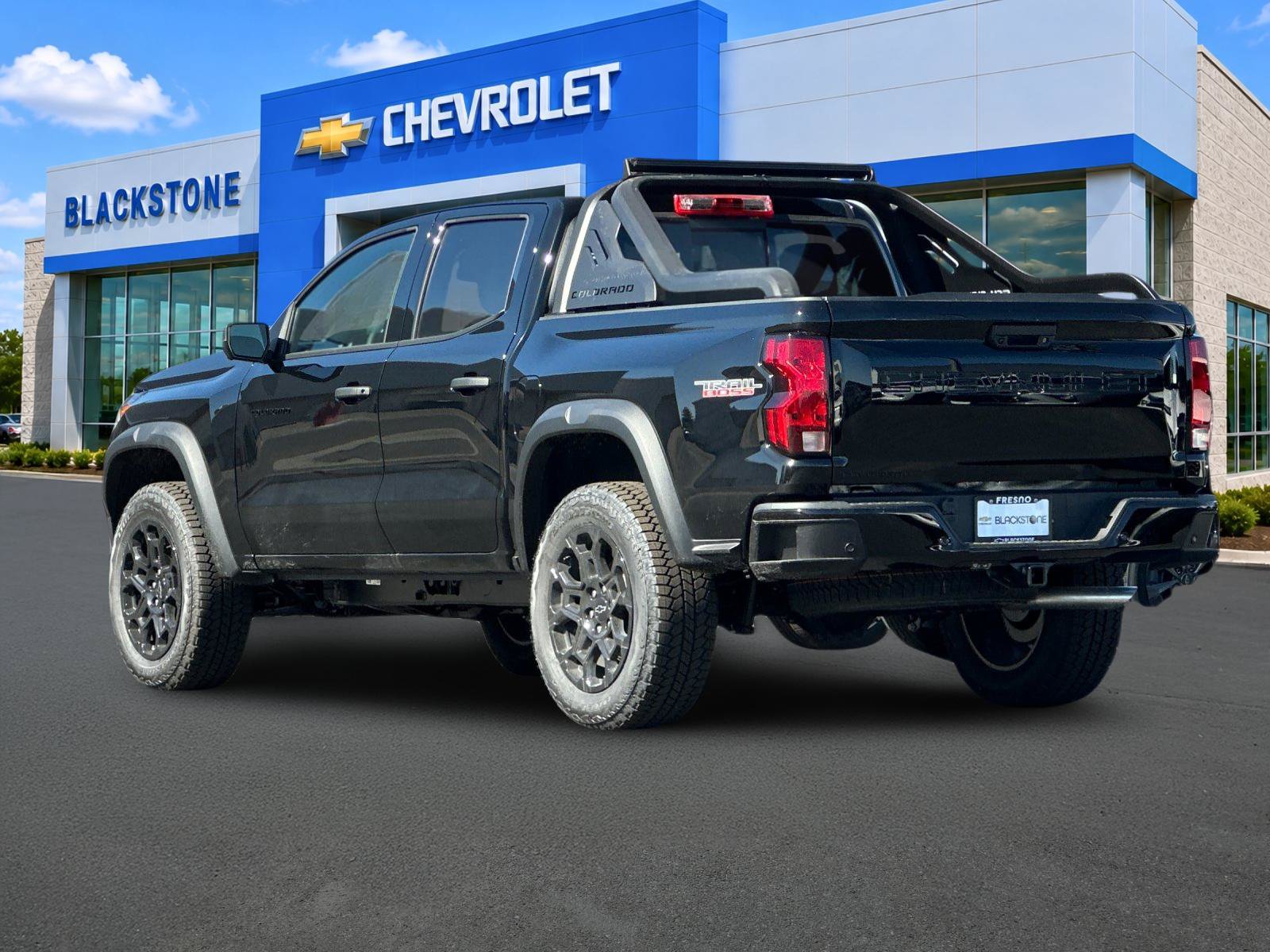 New 2026 Chevrolet Colorado Trail Boss w/ Midnight Edition AWD/4WD image 4