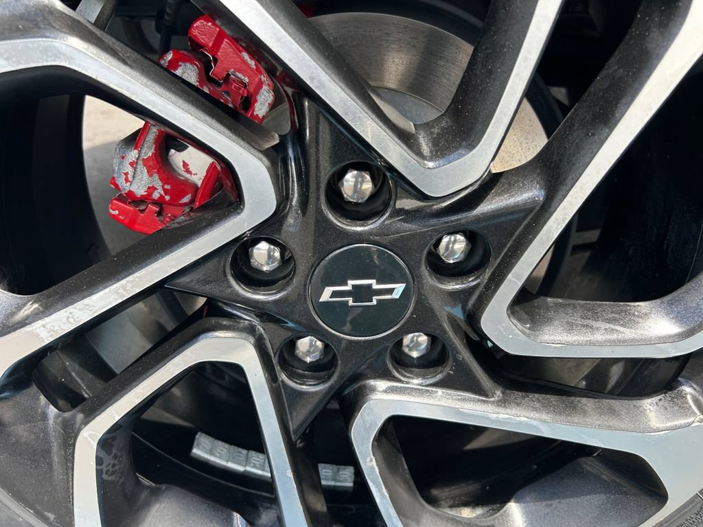 Used 2024 Chevrolet Trax RS w/ Sunroof Package FWD image 14