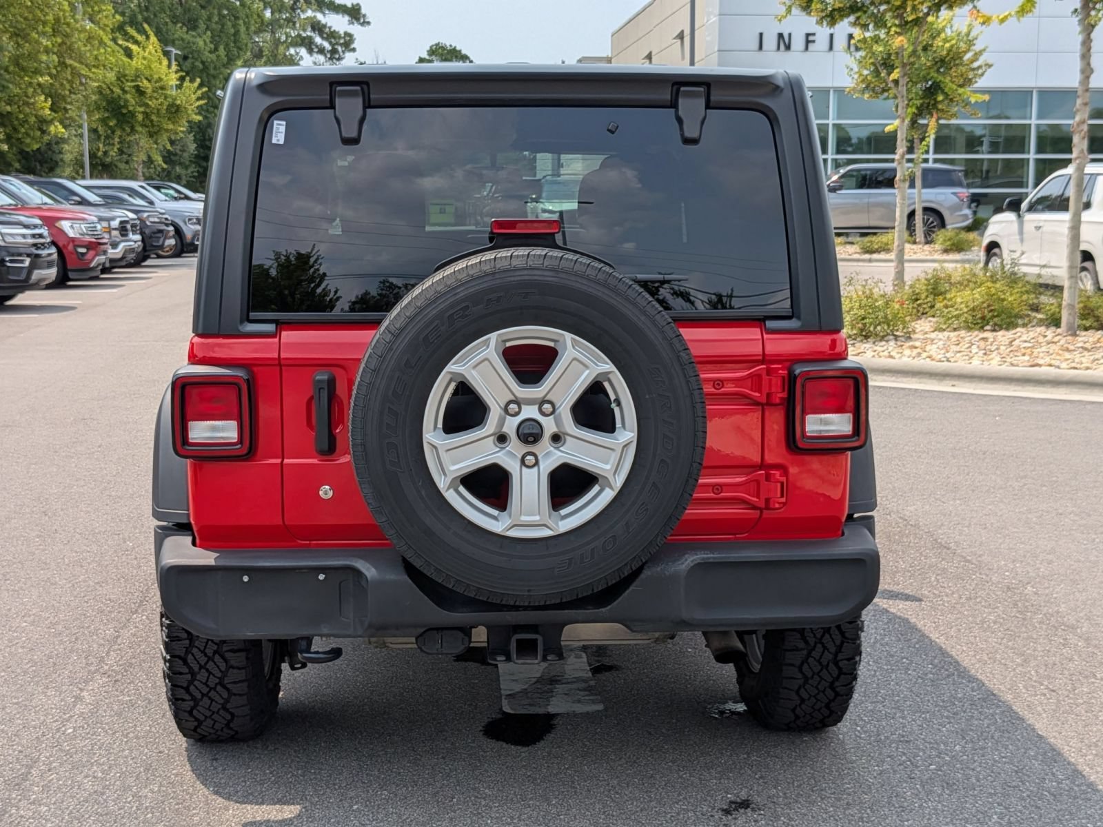 Used 2018 Jeep Wrangler Unlimited Sport S AWD/4WD image 4