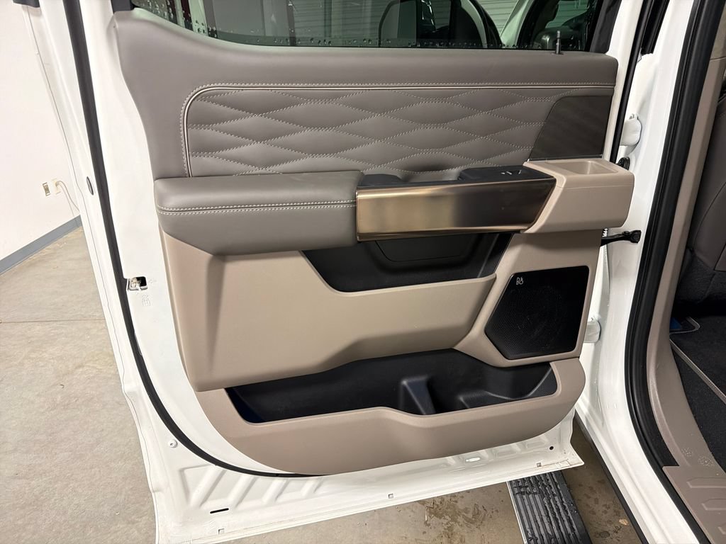 Used 2026 Ford F450 Platinum w/ Platinum Plus Package AWD/4WD image 29
