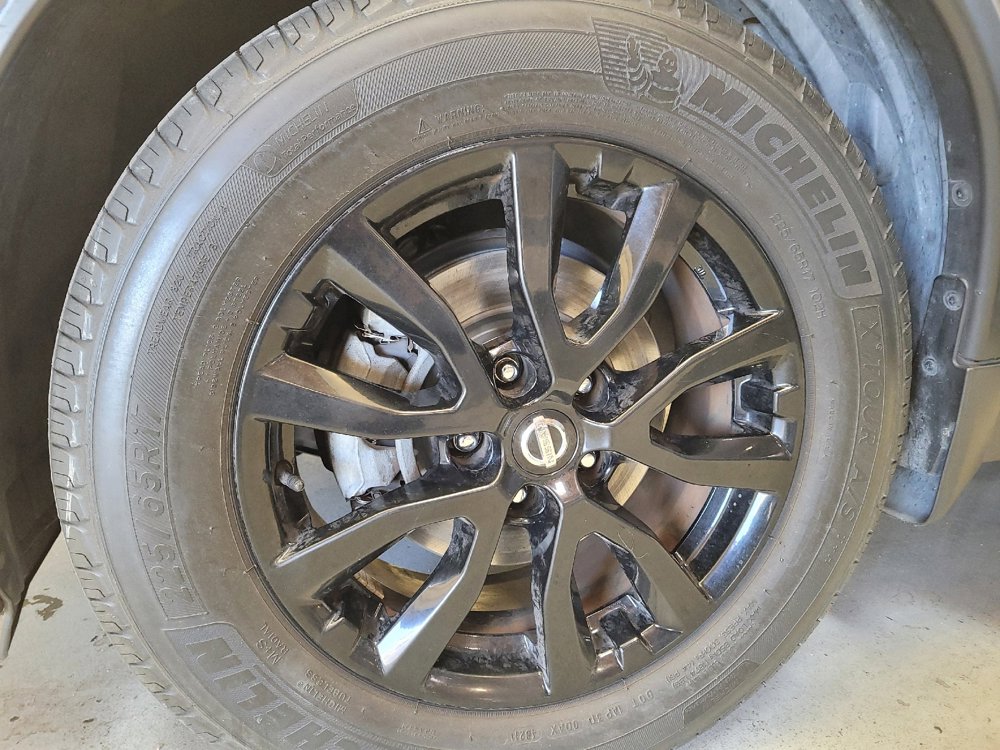 Used 2017 Nissan Rogue SV w/ Midnight Edition Package image 31