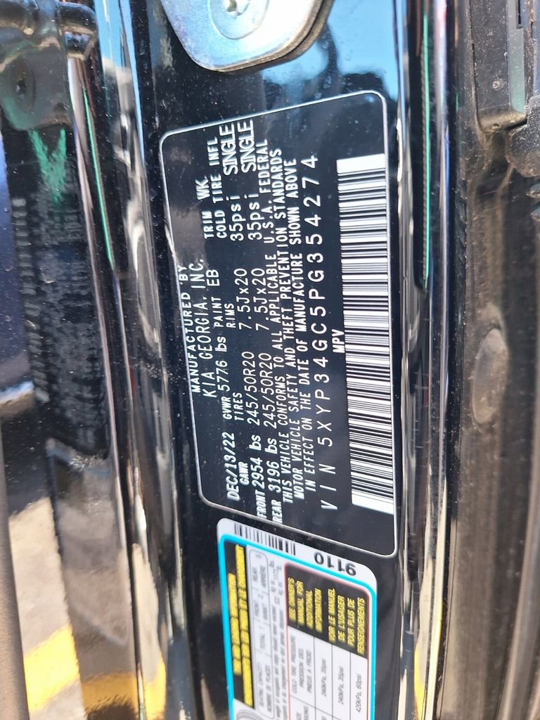 Used 2023 Kia Telluride EX w/ EX Captain's Chair Package image 32