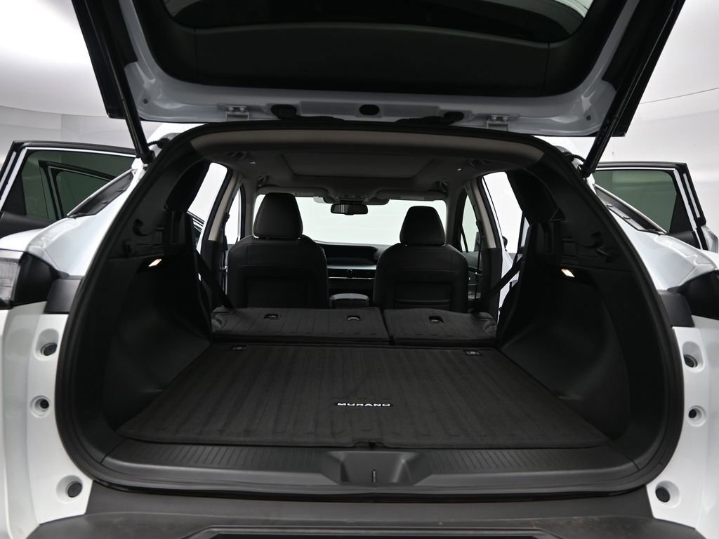 Used 2025 Nissan Murano SL image 17