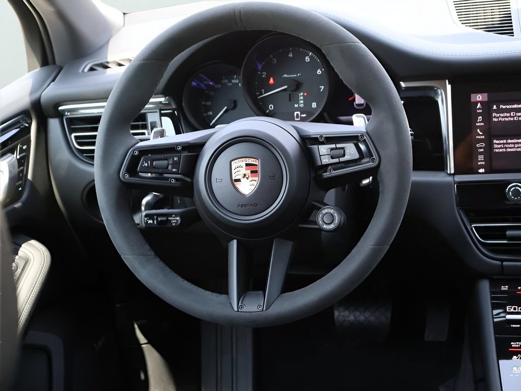 Certified 2025 Porsche Macan Turbo AWD/4WD image 20