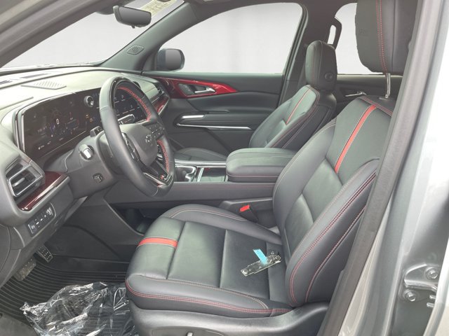 Used 2025 Chevrolet Traverse RS AWD/4WD image 10