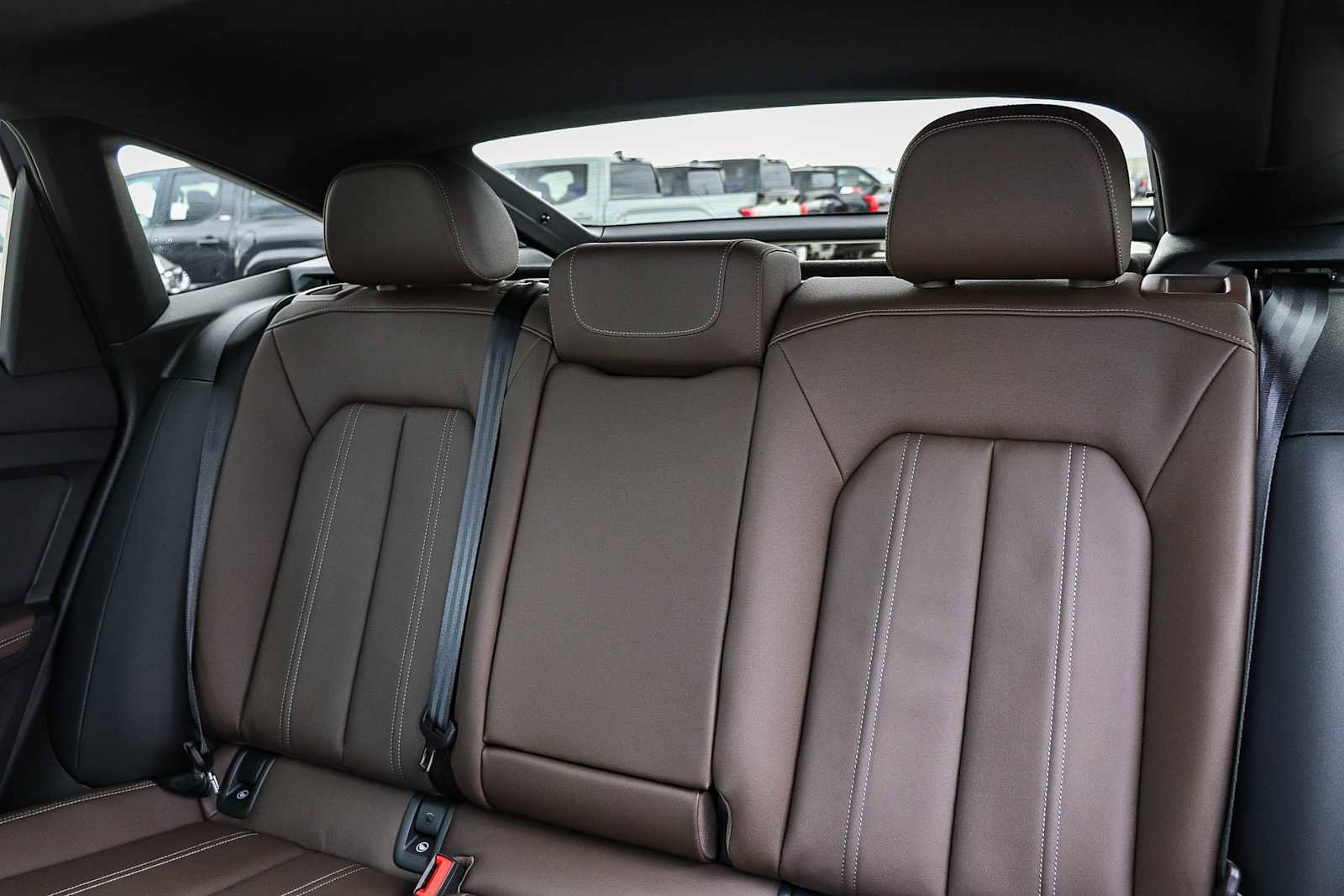 Used 2023 Audi Q4 e-tron Prestige image 23