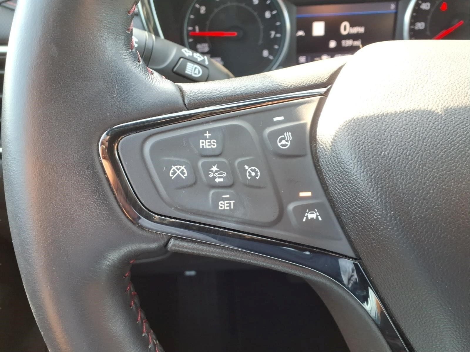 Used 2022 Chevrolet Equinox RS w/ RS Leather Package FWD image 14