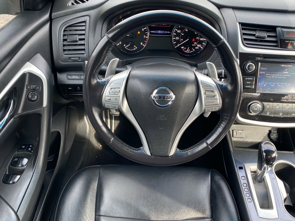 Used 2018 Nissan Altima 2.5 SR w/ SR Midnight Edition image 8