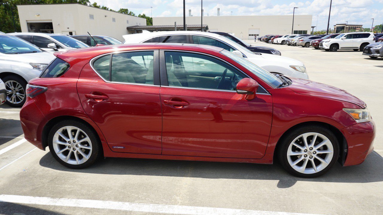 Used 2012 Lexus CT 200h Premium FWD image 4