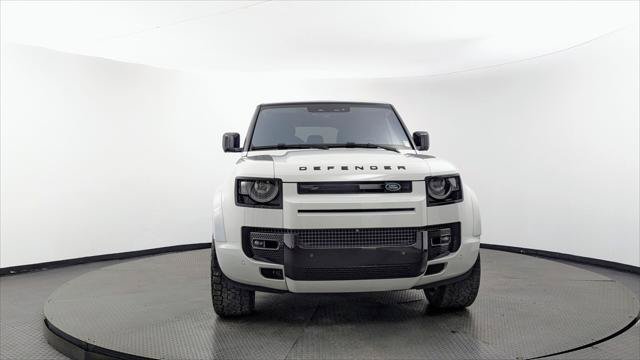 Used 2020 Land Rover Defender 110 SE AWD/4WD image 12