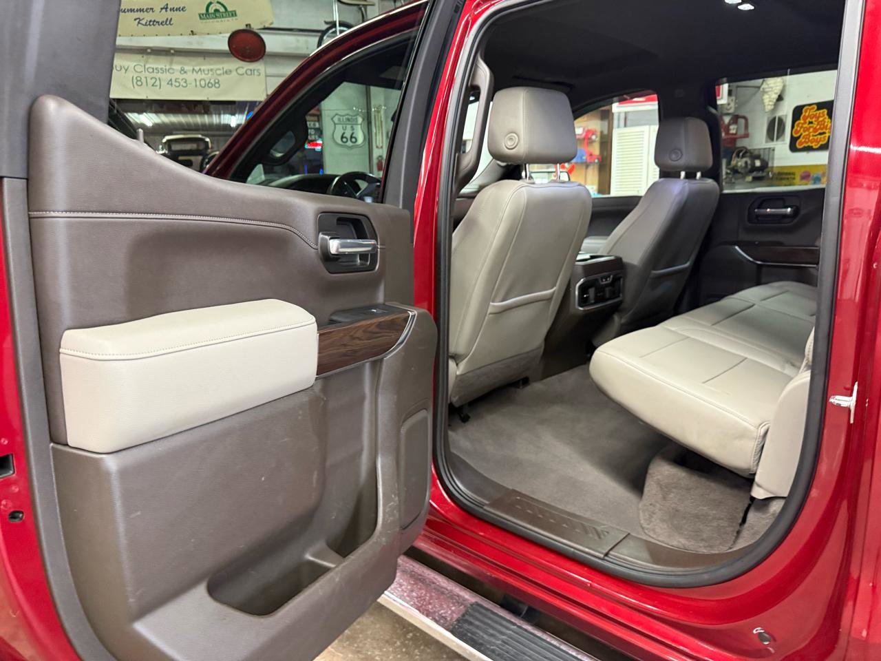 Used 2019 GMC Sierra 1500 SLT w/ SLT Premium Plus Package image 17