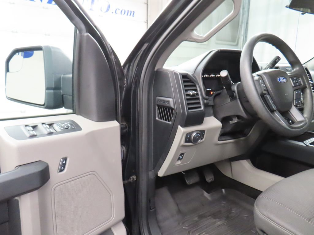 Used 2018 Ford F150 XL w/ Equipment Group 101A Mid AWD/4WD image 43