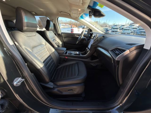 Used 2022 Ford Edge SEL w/ Convenience Package image 9