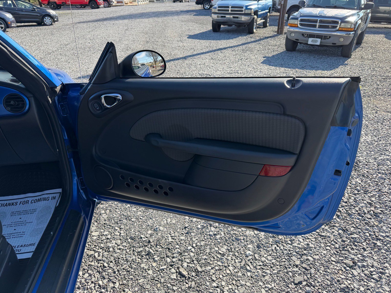 Used 2005 Chrysler PT Cruiser Base image 17