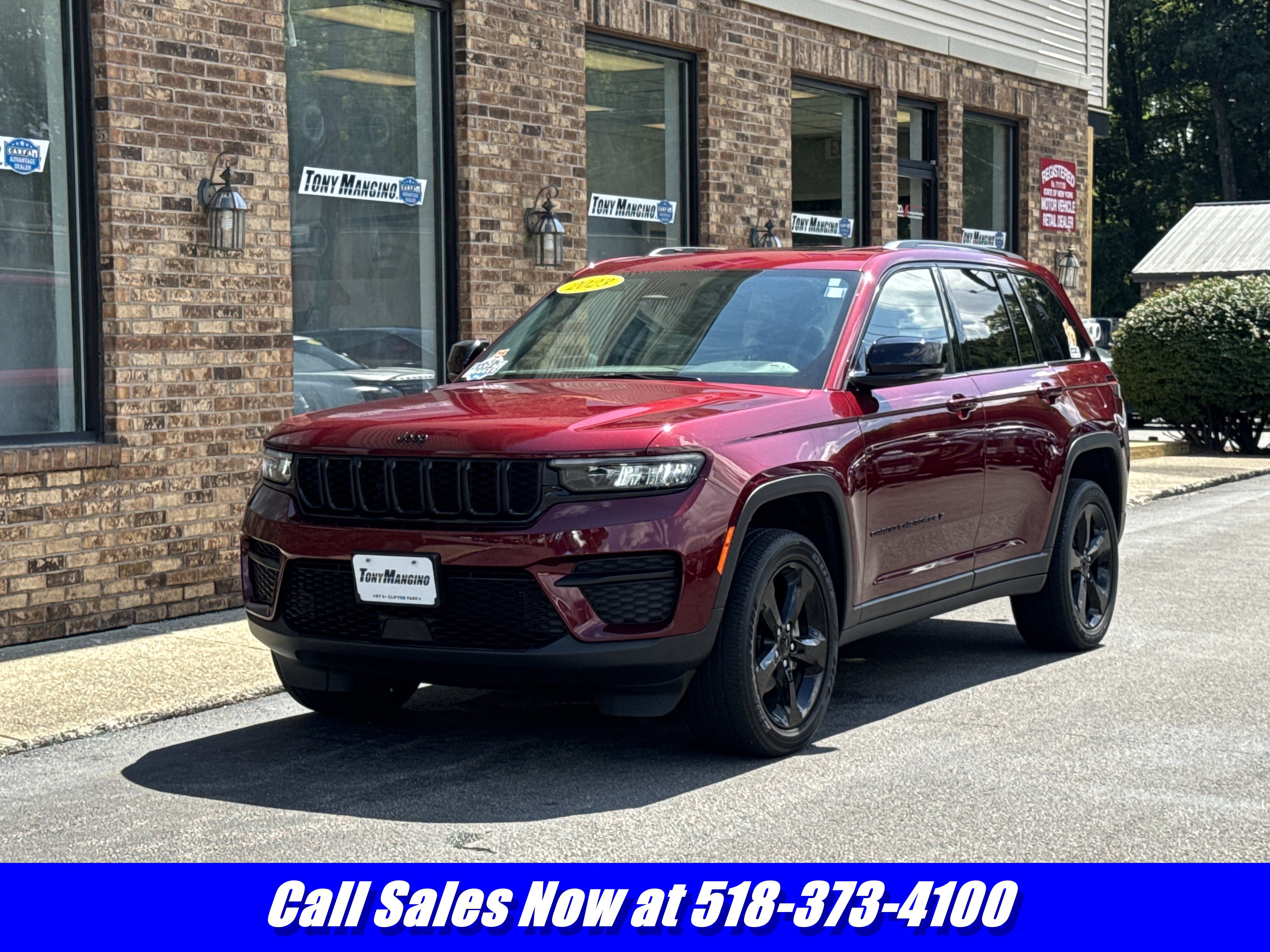 Used 2023 Jeep Grand Cherokee Altitude