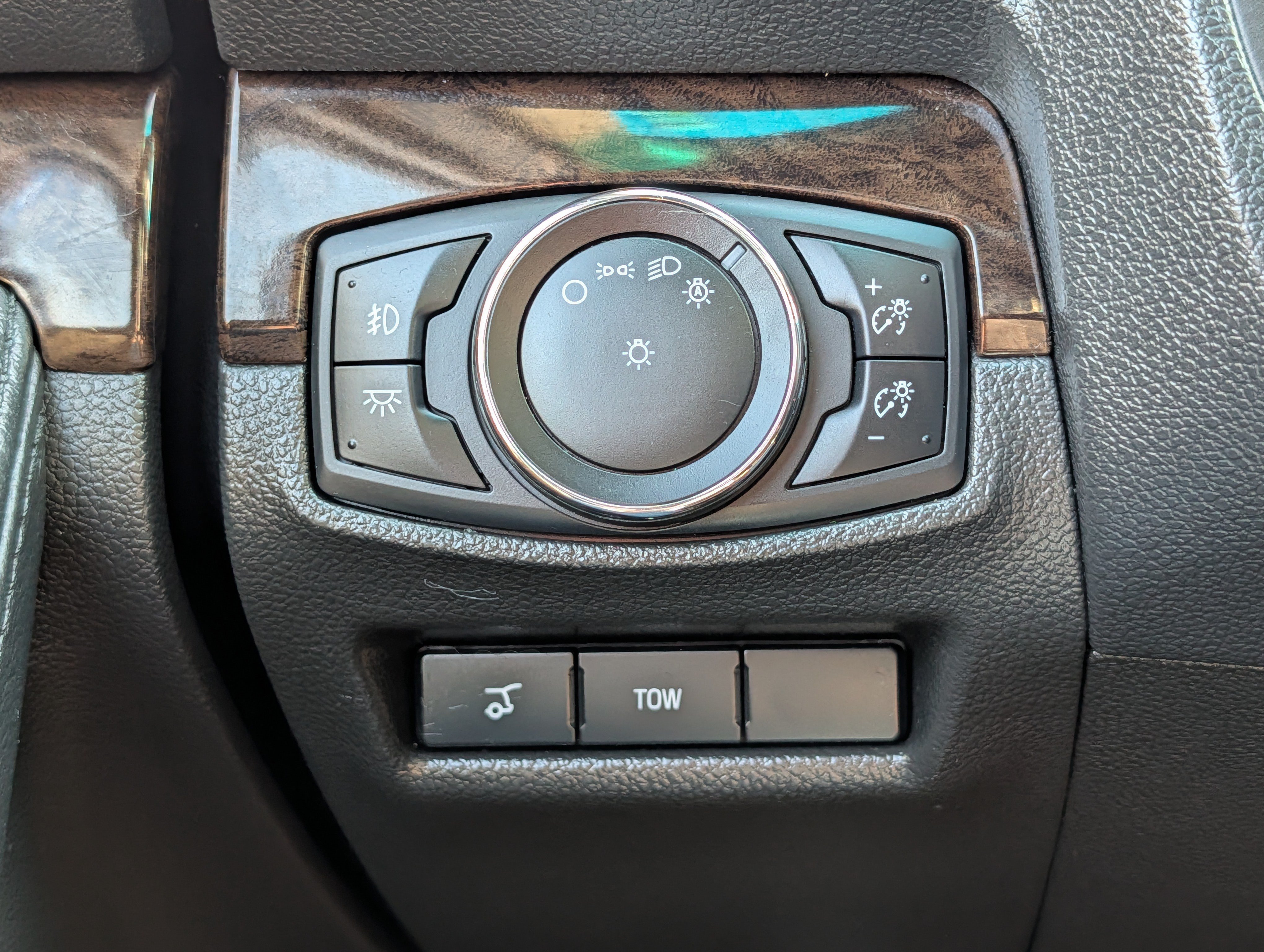 Used 2015 Ford Explorer Limited AWD/4WD image 26