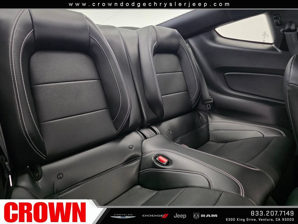 Used 2022 Ford Mustang Shelby GT500 w/ Technology Package RWD image 23