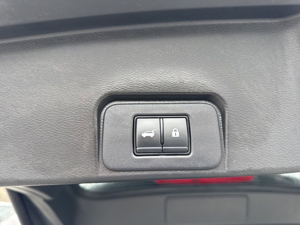 Used 2023 Nissan Rogue SV w/ SV Premium Package AWD/4WD image 29
