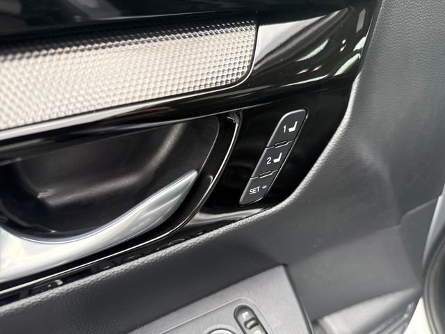 Used 2023 Honda CR-V EX-L image 11