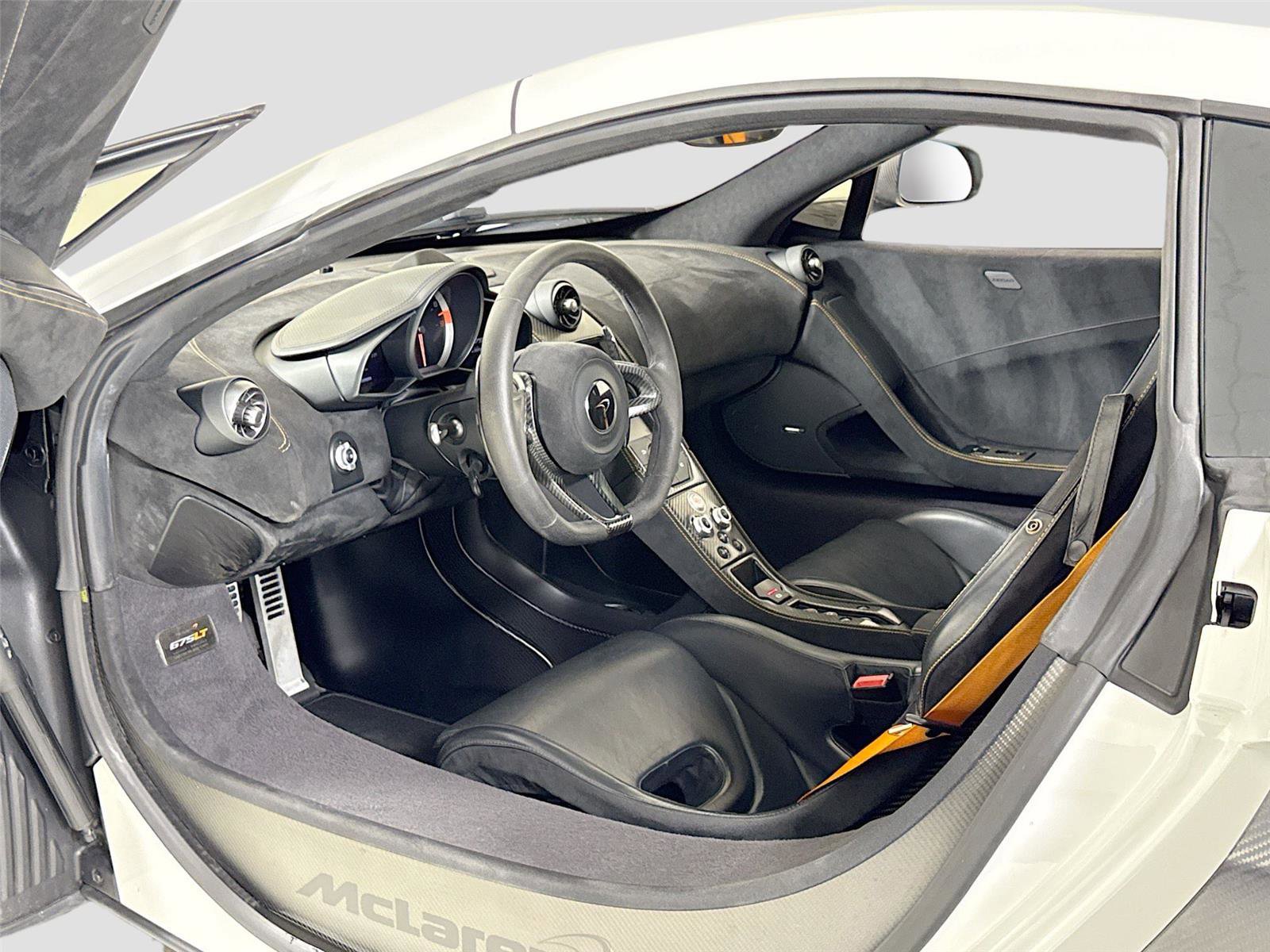 Used 2016 McLaren 675LT Coupe image 13