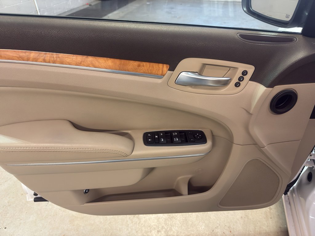 Used 2013 Chrysler 300 C w/ Harman Kardon Audio Group image 13
