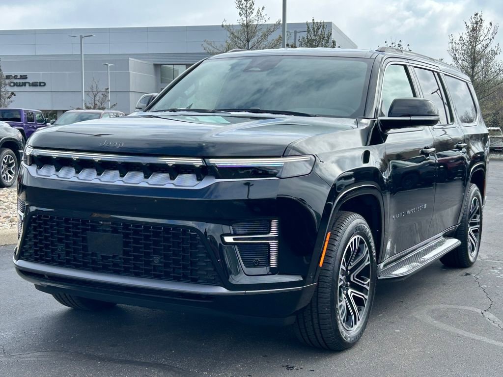 New 2026 Jeep Grand Wagoneer L 4WD image 3