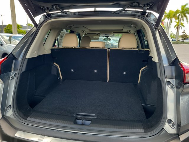 Certified 2023 Nissan Rogue SV w/ SV Premium B Package FWD image 10