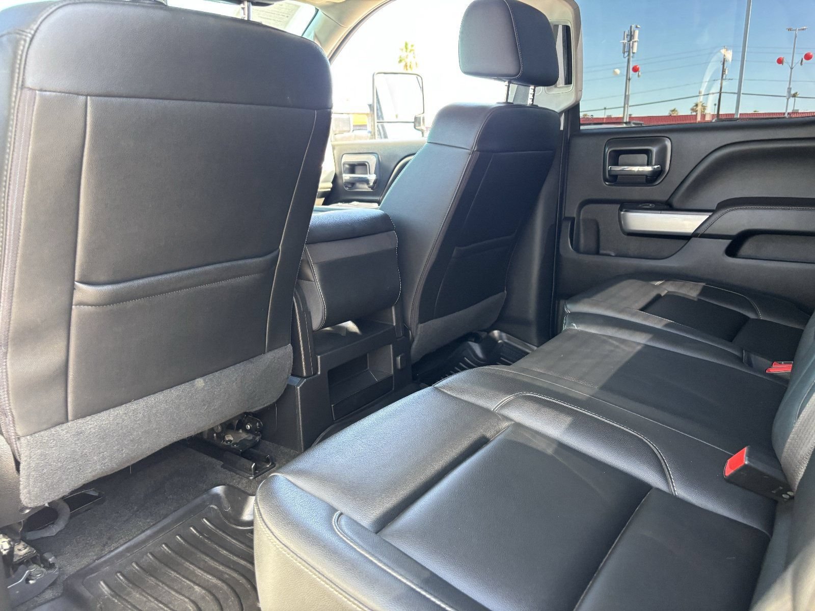 Used 2017 Chevrolet Silverado 2500 LTZ w/ Z71 Package, Off-Road AWD/4WD image 18