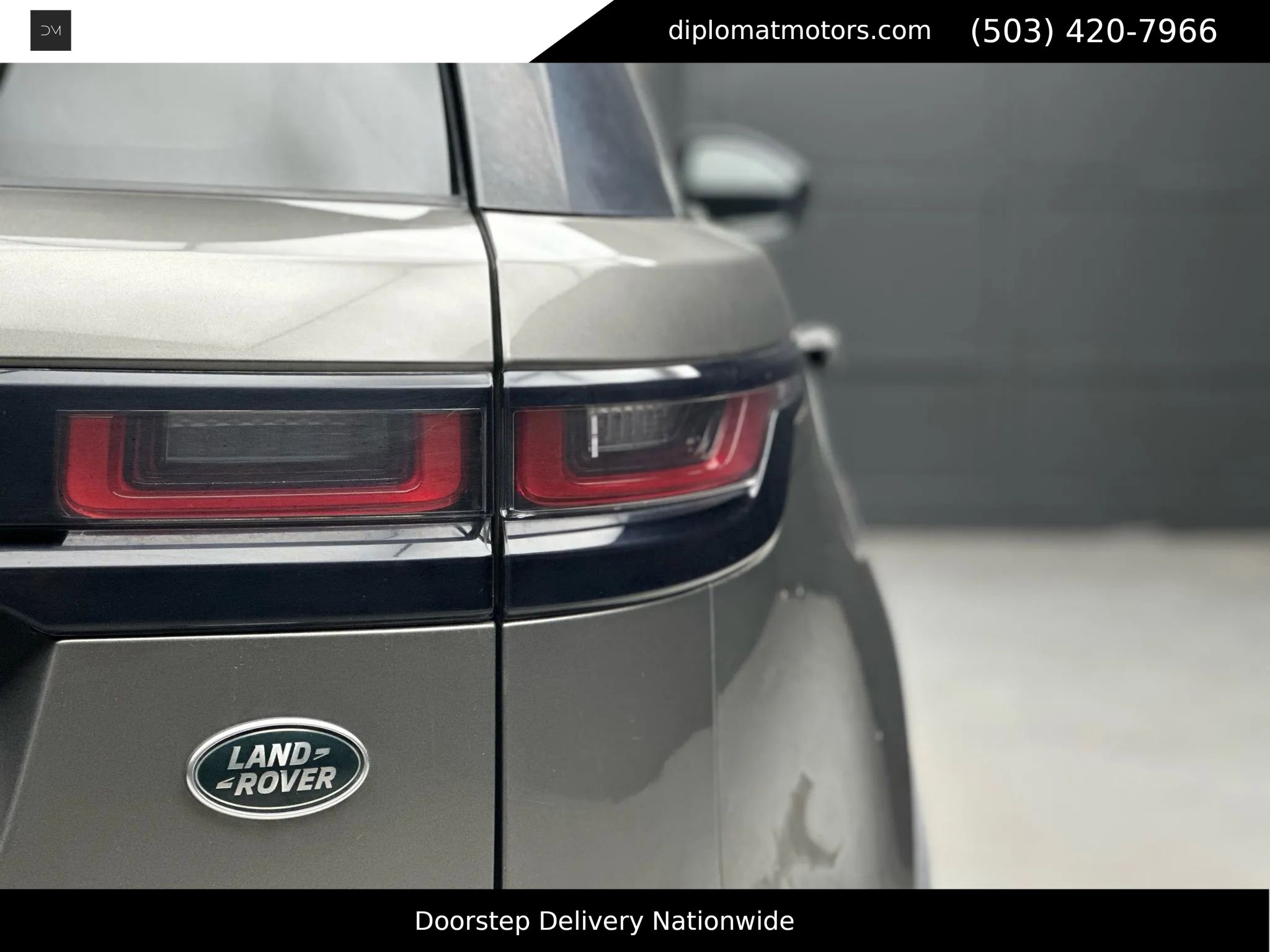 Used 2019 Land Rover Range Rover Velar R-Dynamic SE image 15