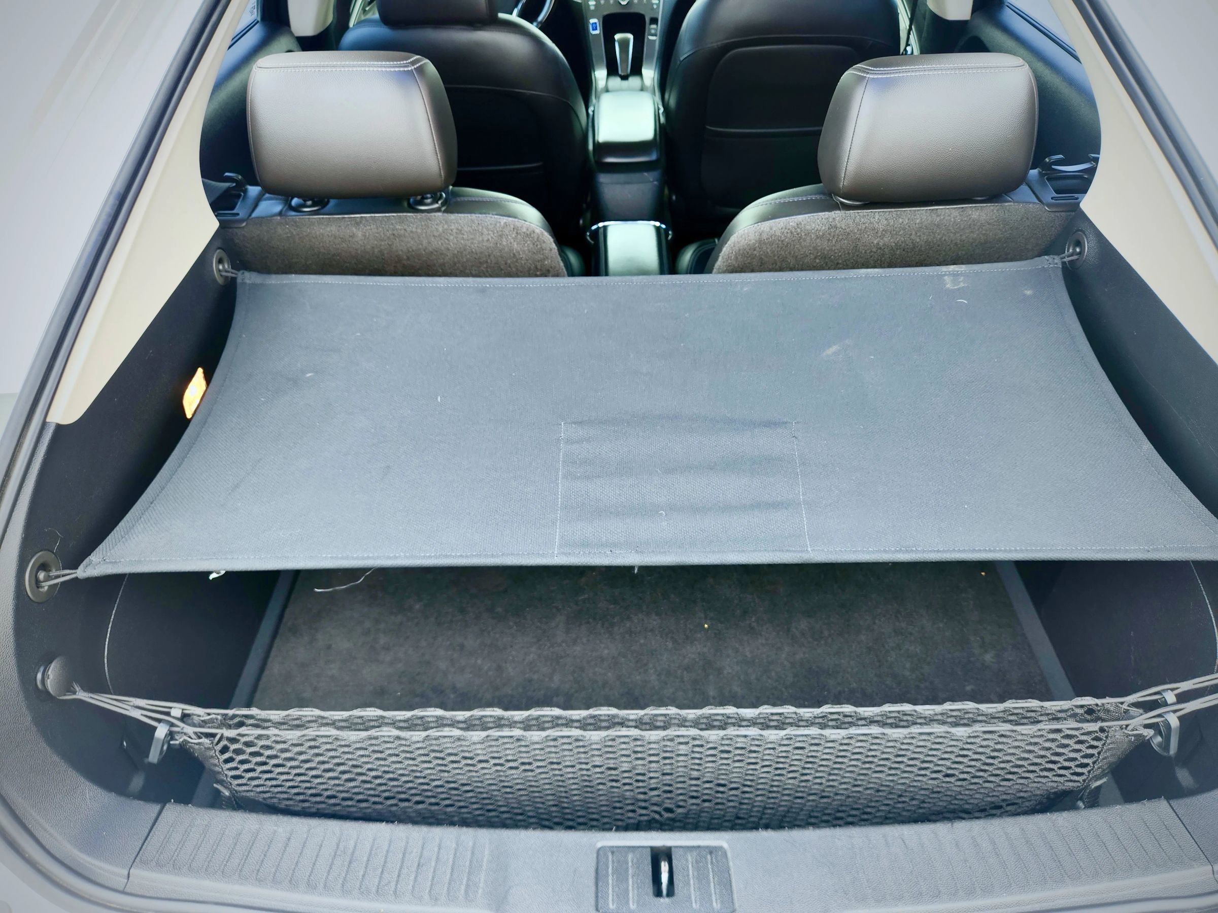 Used 2015 Chevrolet Volt Premium w/ Premium Trim Package FWD image 22