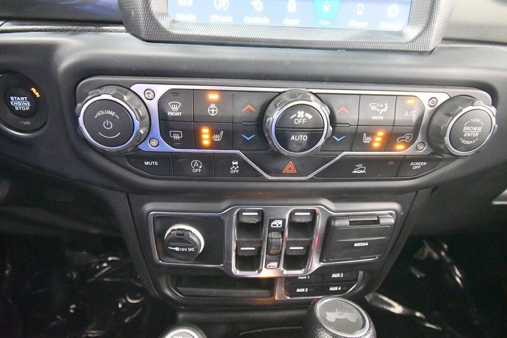 Used 2022 Jeep Wrangler Unlimited Sahara w/ Cold Weather Group image 24