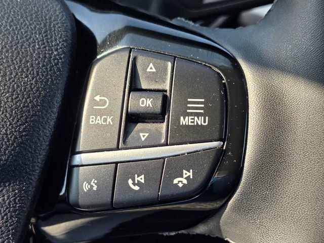 Used 2022 Ford Escape SE w/ SE Sport Appearance Package image 10