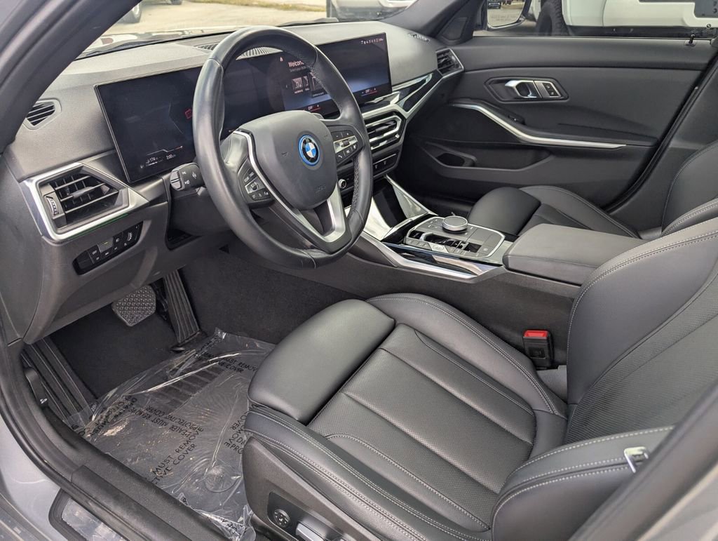 Used 2023 BMW 330e w/ Driving Assistance Package image 23