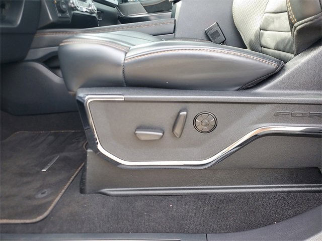 Used 2024 Ford F250 Platinum image 16