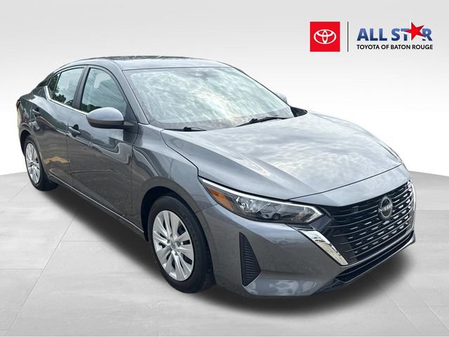 Used 2025 Nissan Sentra S image 1