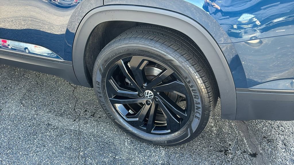 Used 2023 Volkswagen Atlas SE image 9