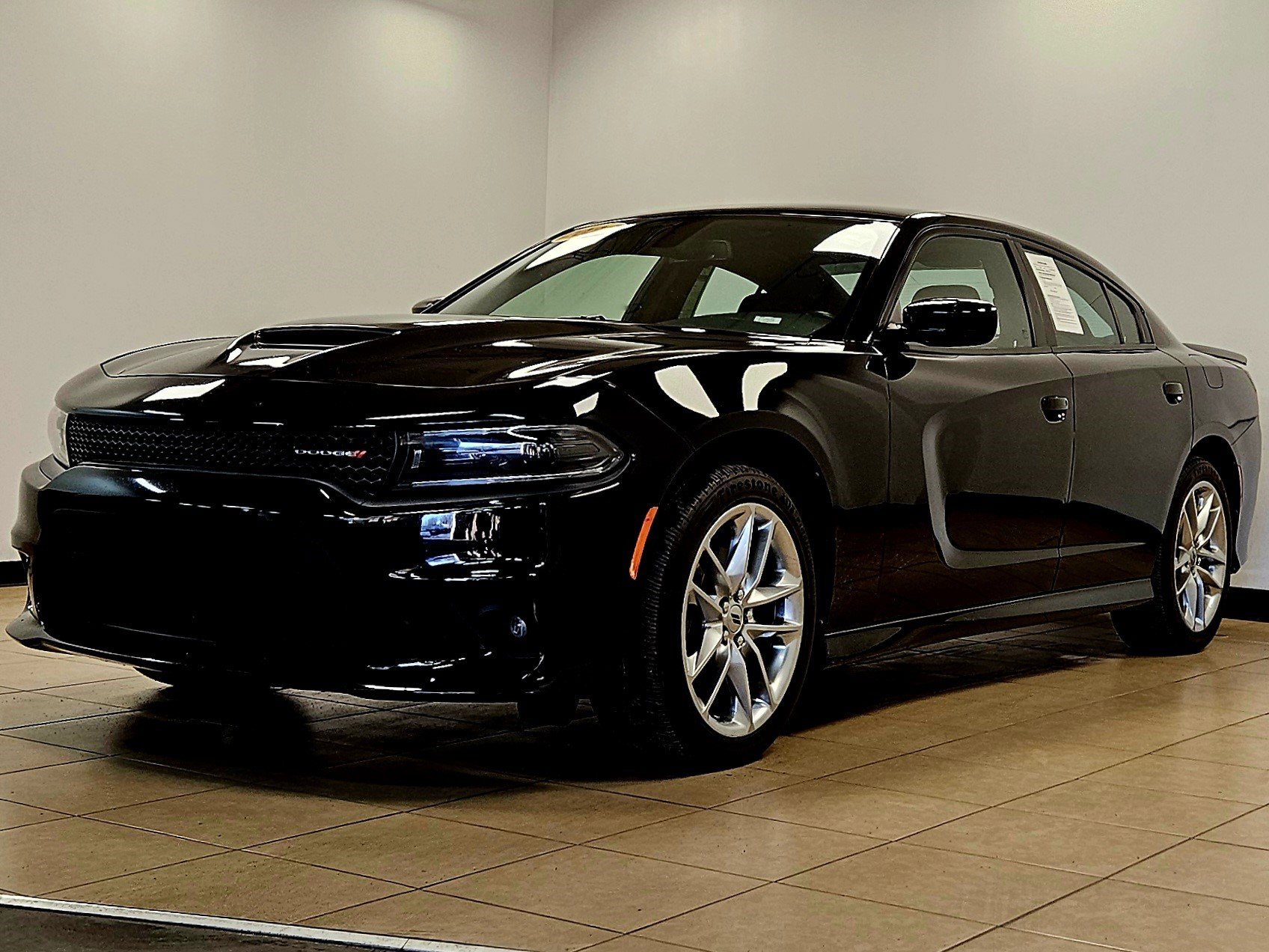 Used 2022 Dodge Charger GT image 2