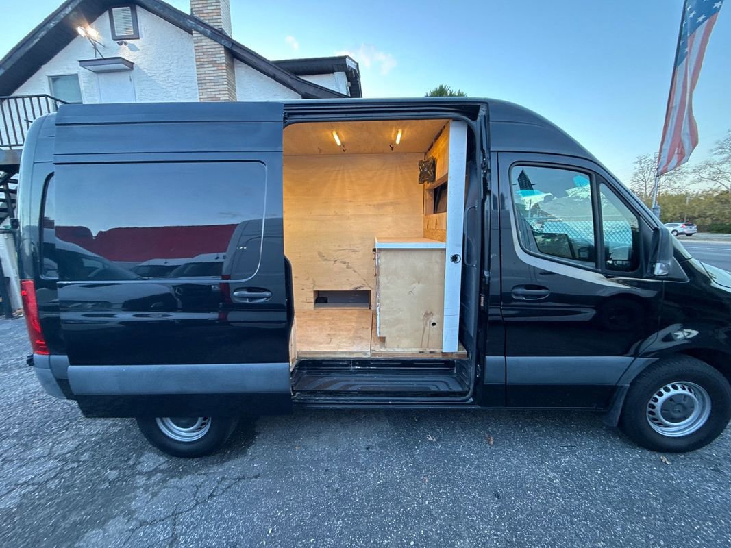 Used 2020 Mercedes-Benz Sprinter 2500 w/ Driver Convenience Package image 16