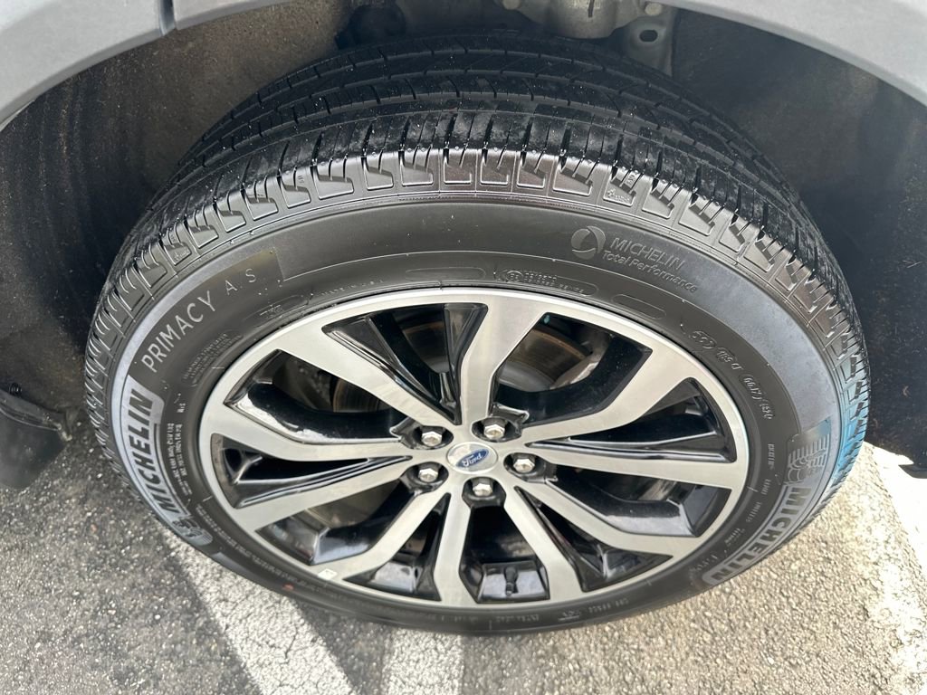 Used 2025 Ford Explorer ST-Line image 28