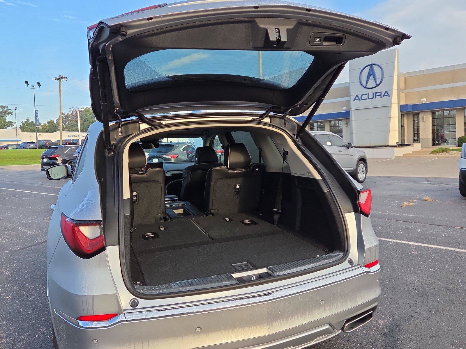 New 2026 Acura MDX w/ Advance Package AWD/4WD image 31
