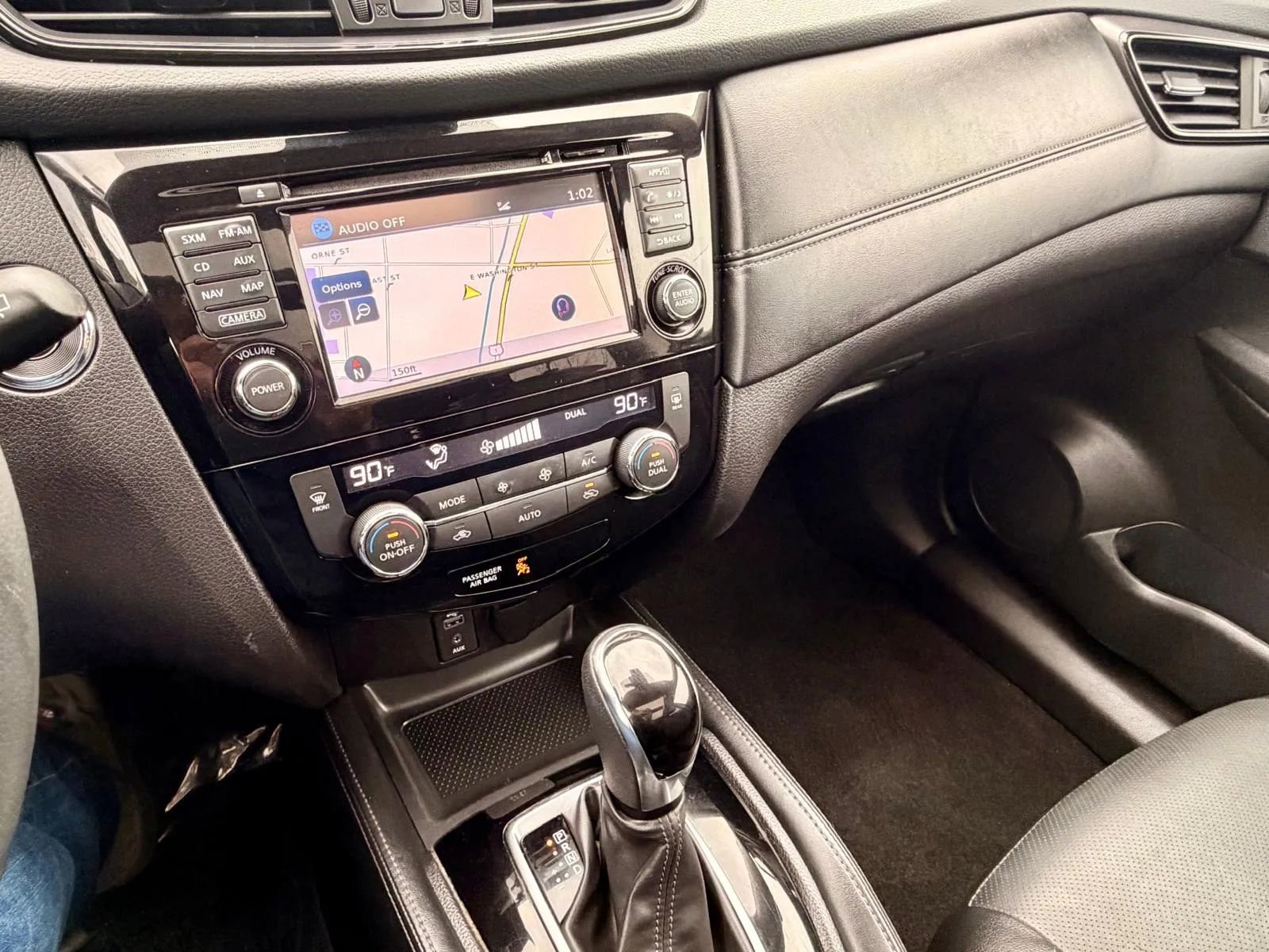 Used 2017 Nissan Rogue SL w/ SL Premium Package image 14