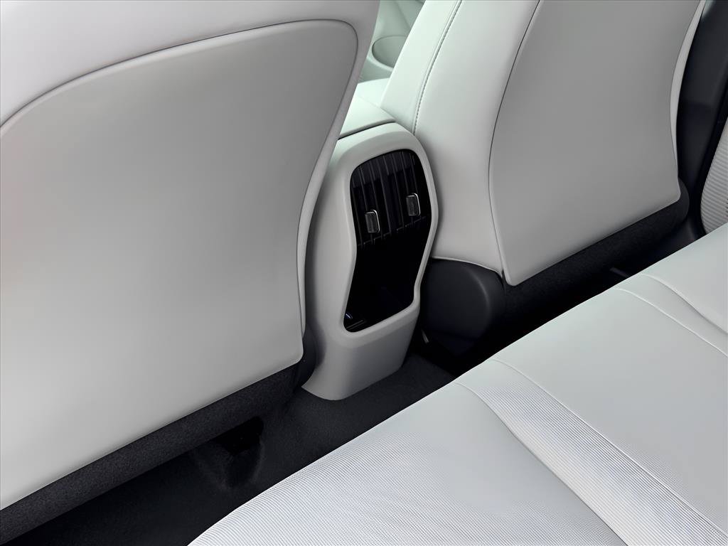 Certified 2026 Hyundai Kona SEL Sport AWD/4WD image 9