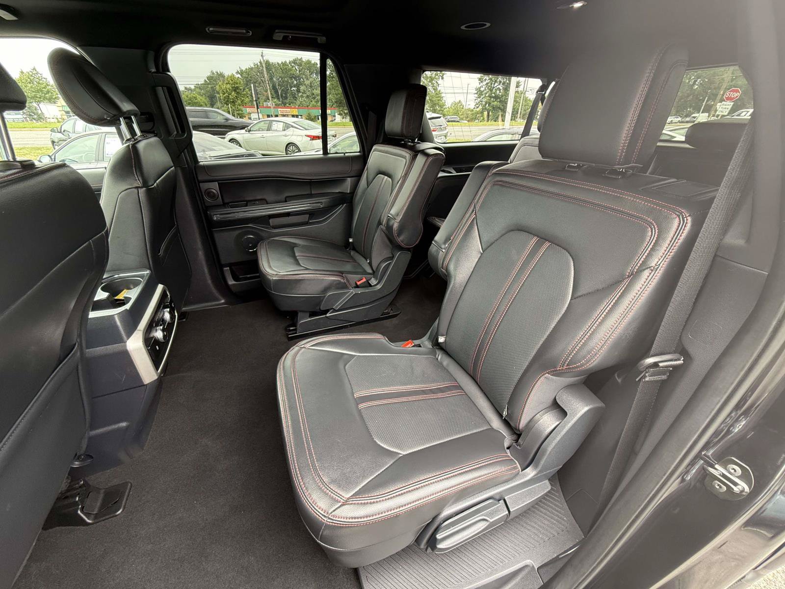 Certified 2024 Ford Expedition Max Limited AWD/4WD image 33
