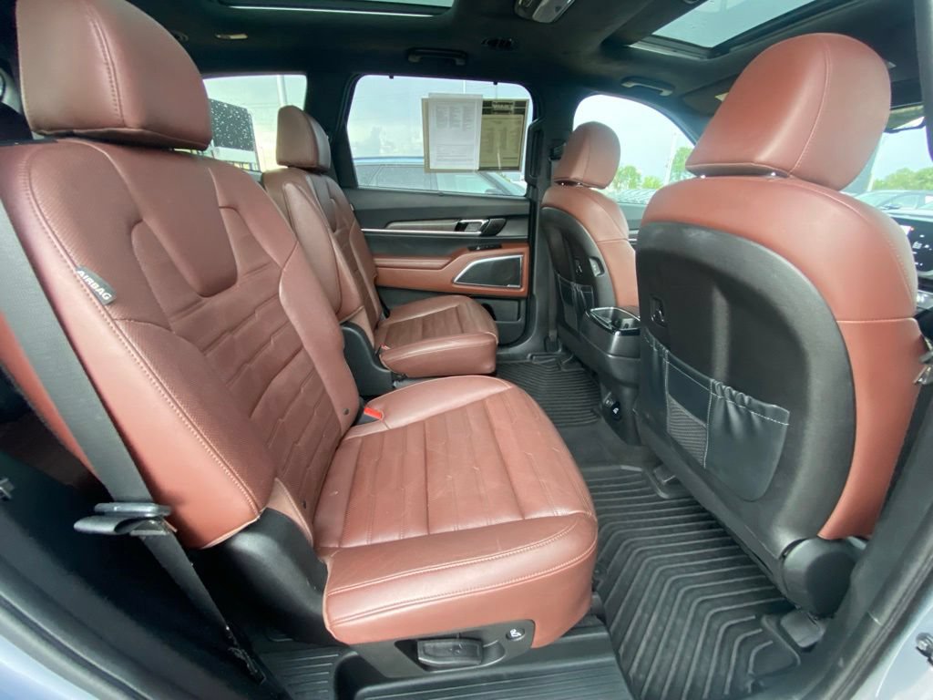 Used 2023 Kia Telluride SX Prestige AWD/4WD image 26