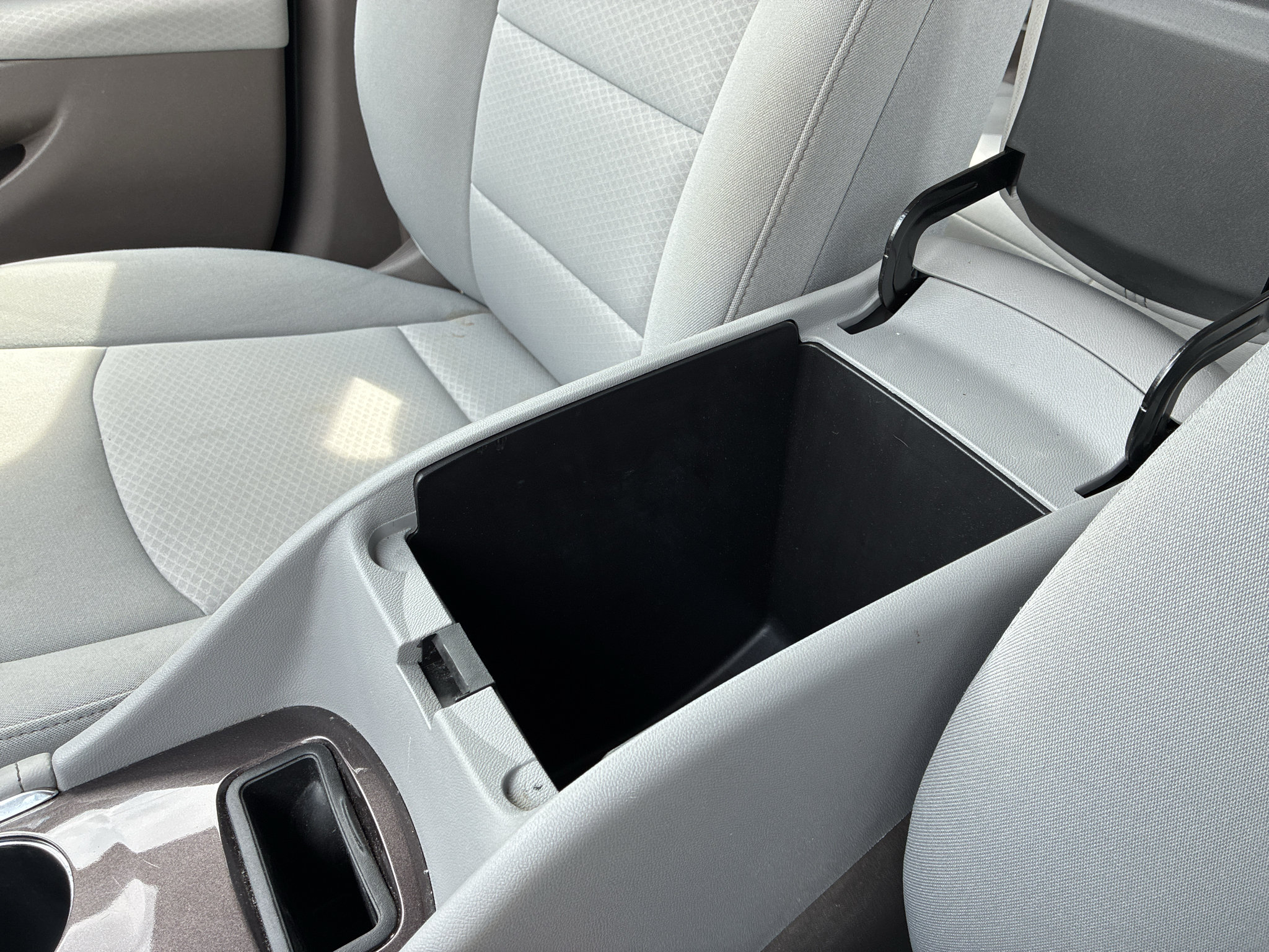 Used 2018 Chevrolet Malibu LT FWD image 36