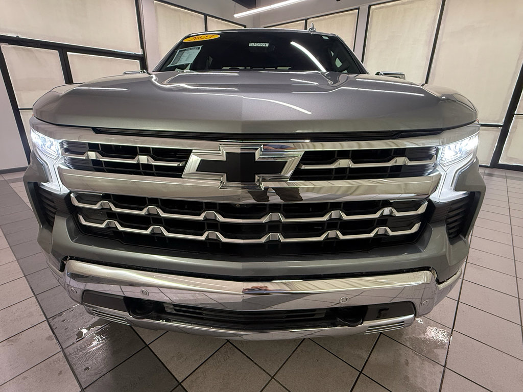 Certified 2023 Chevrolet Silverado 1500 LTZ w/ Technology Package AWD/4WD image 11
