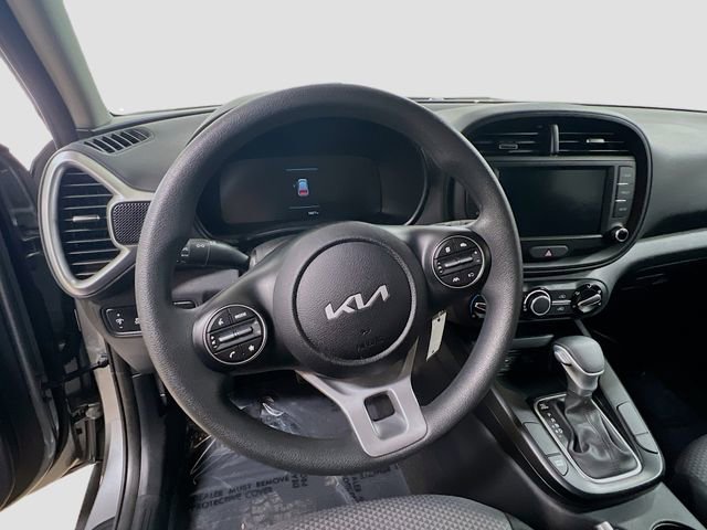 Certified 2025 Kia Soul LX image 11