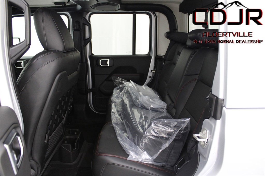 Used 2023 Jeep Gladiator Rubicon w/ Cold Weather Group image 27