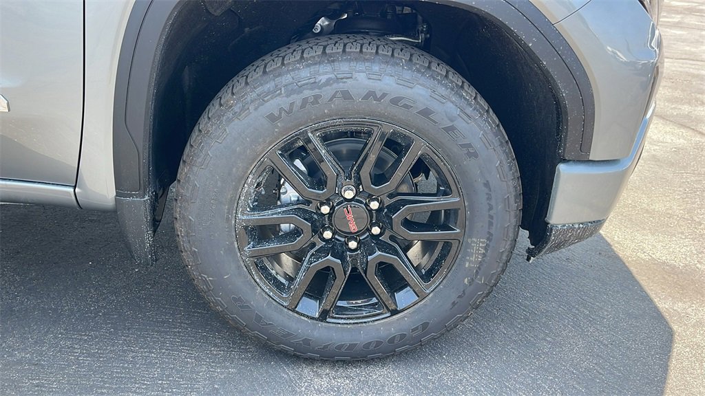 New 2025 GMC Sierra 1500 Elevation image 9