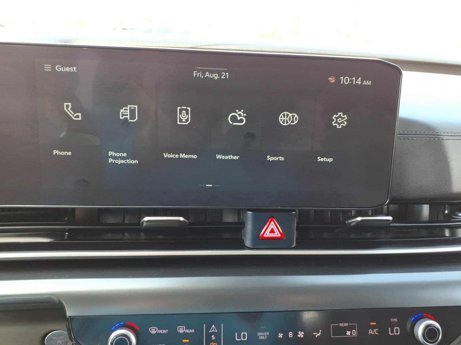 Used 2025 Kia Carnival LXS FWD image 14